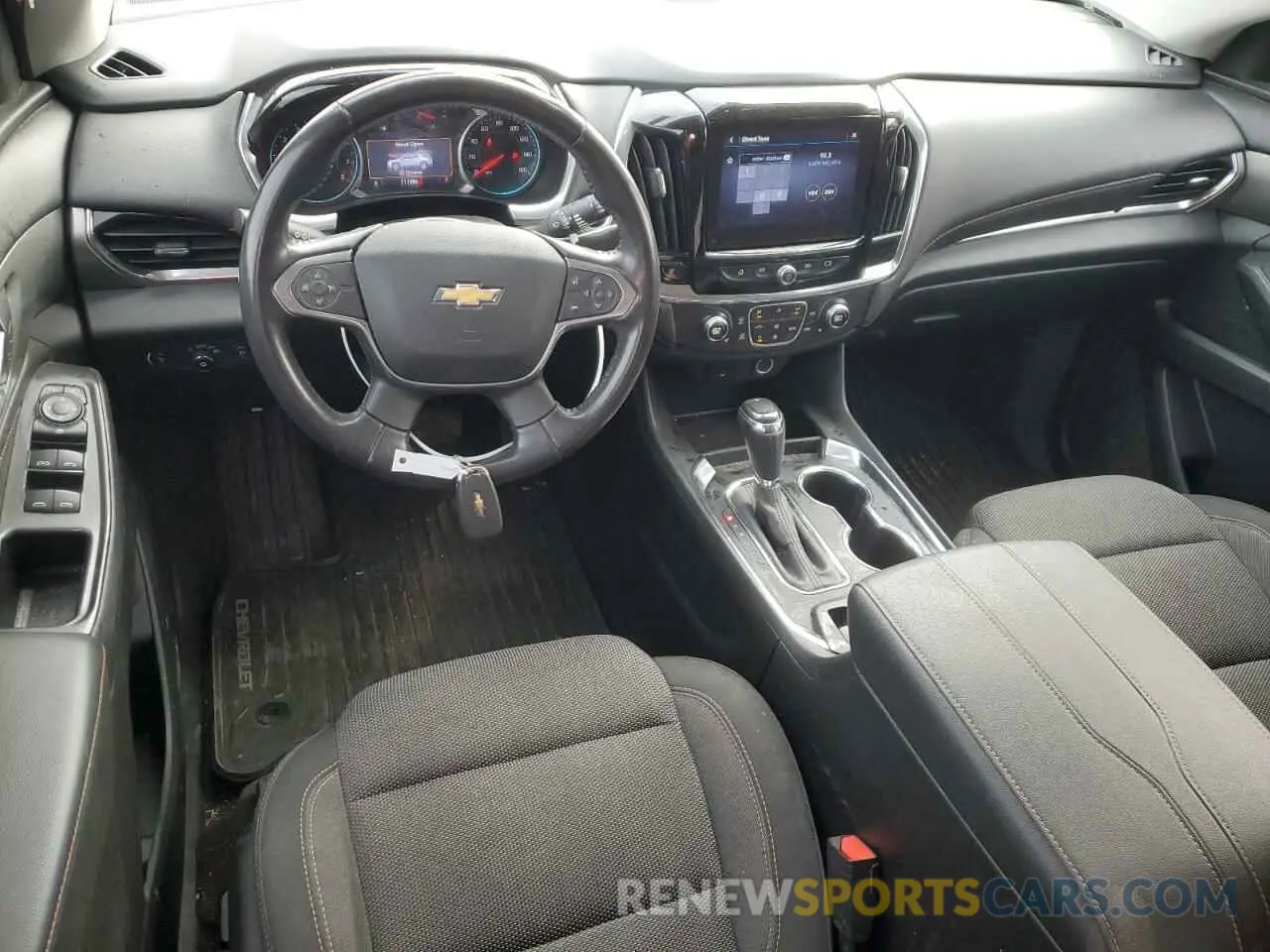 8 Фотография поврежденного автомобиля 1GNERGKW0LJ265609 CHEVROLET TRAVERSE 2020