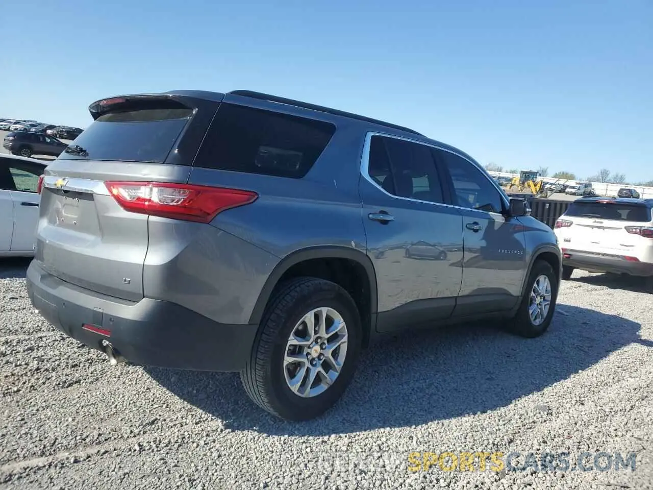 3 Photograph of a damaged car 1GNERGKW0LJ317868 CHEVROLET TRAVERSE 2020