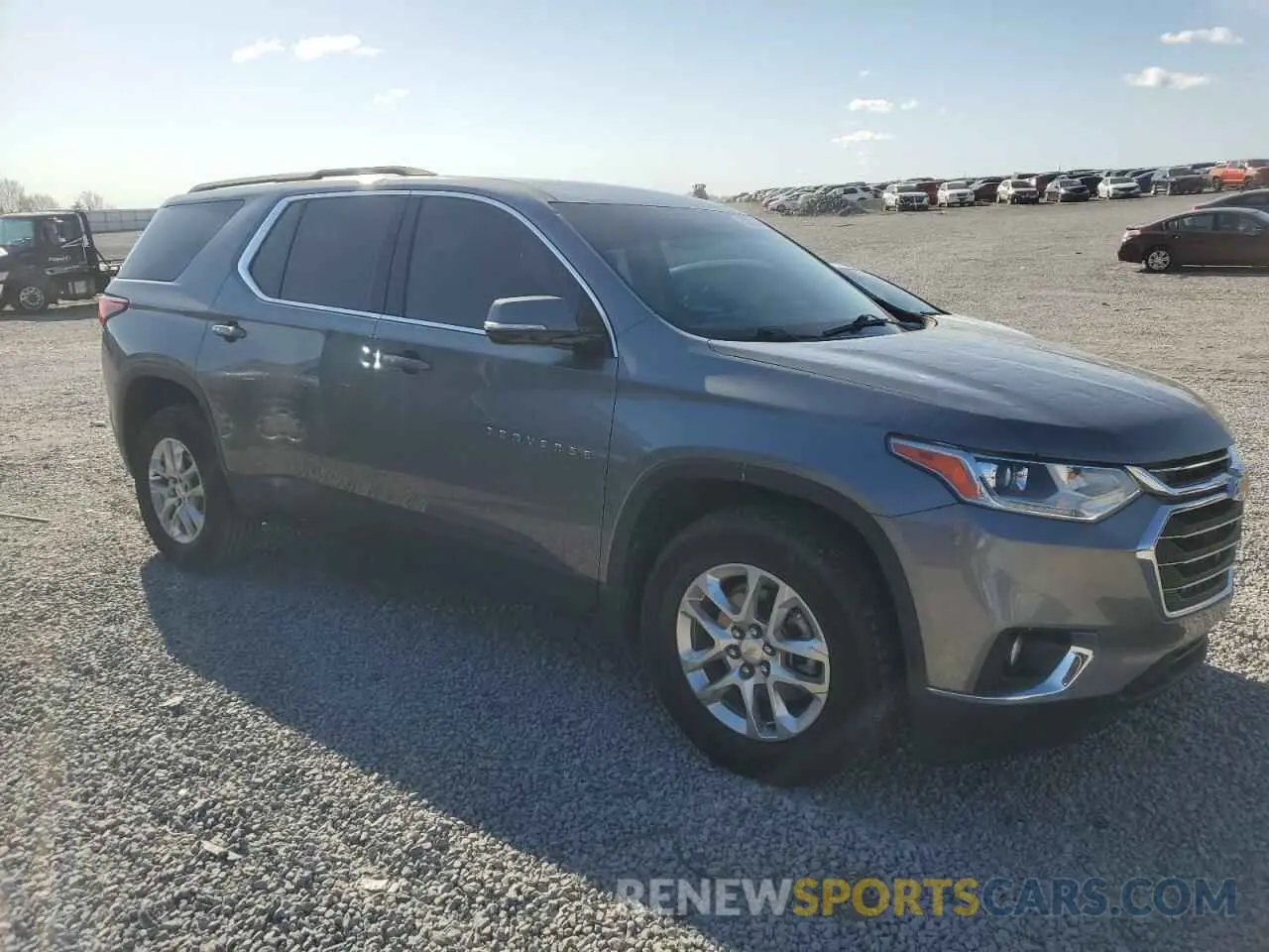4 Photograph of a damaged car 1GNERGKW0LJ317868 CHEVROLET TRAVERSE 2020