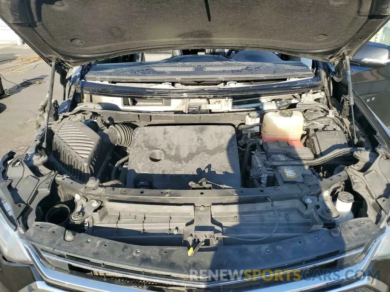 12 Photograph of a damaged car 1GNERGKW0LJ323783 CHEVROLET TRAVERSE 2020
