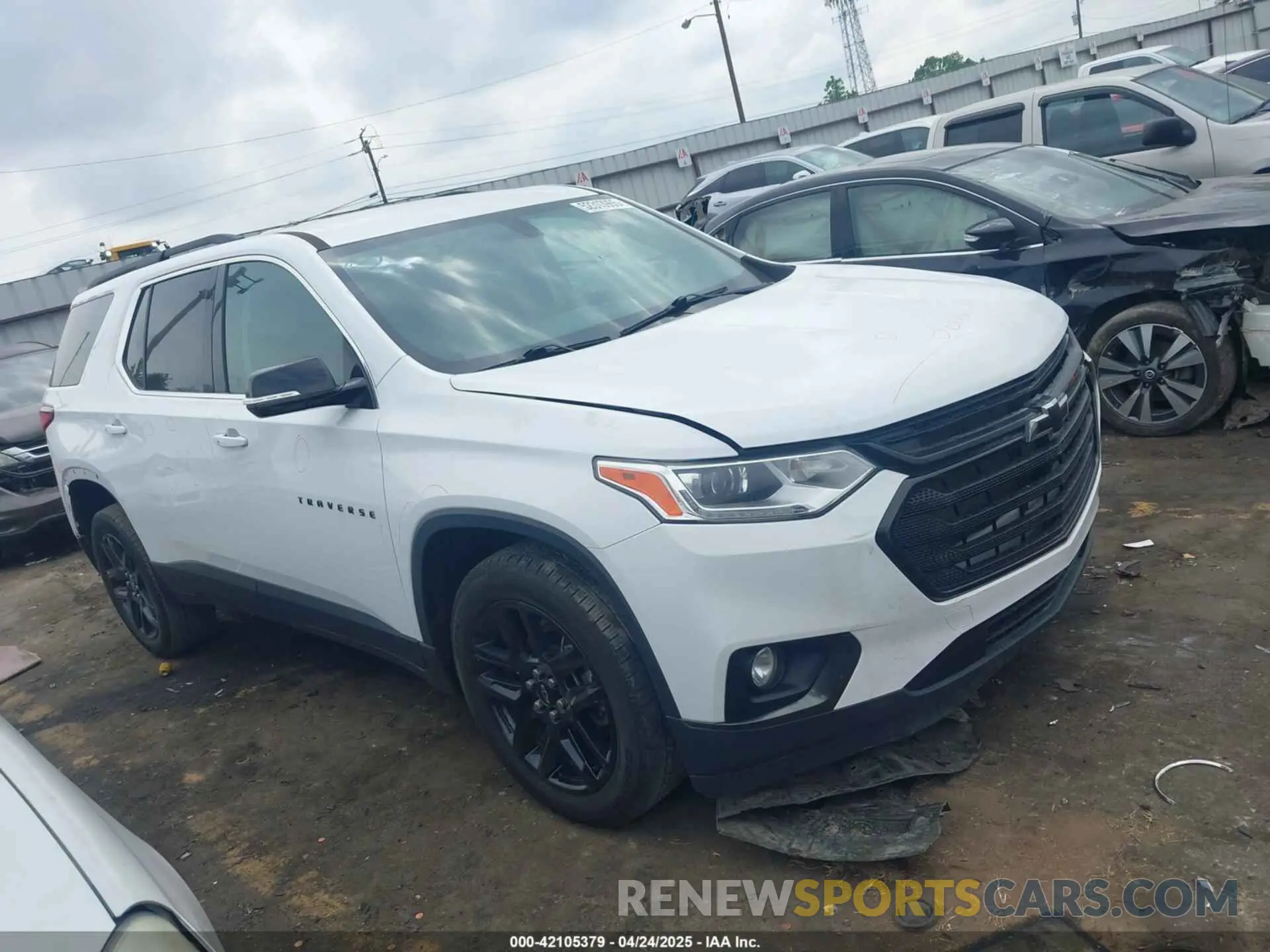 1 Photograph of a damaged car 1GNERGKW0LJ323959 CHEVROLET TRAVERSE 2020