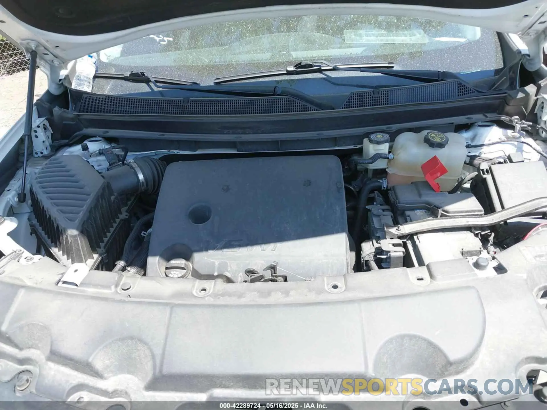 10 Photograph of a damaged car 1GNERGKW1LJ123026 CHEVROLET TRAVERSE 2020