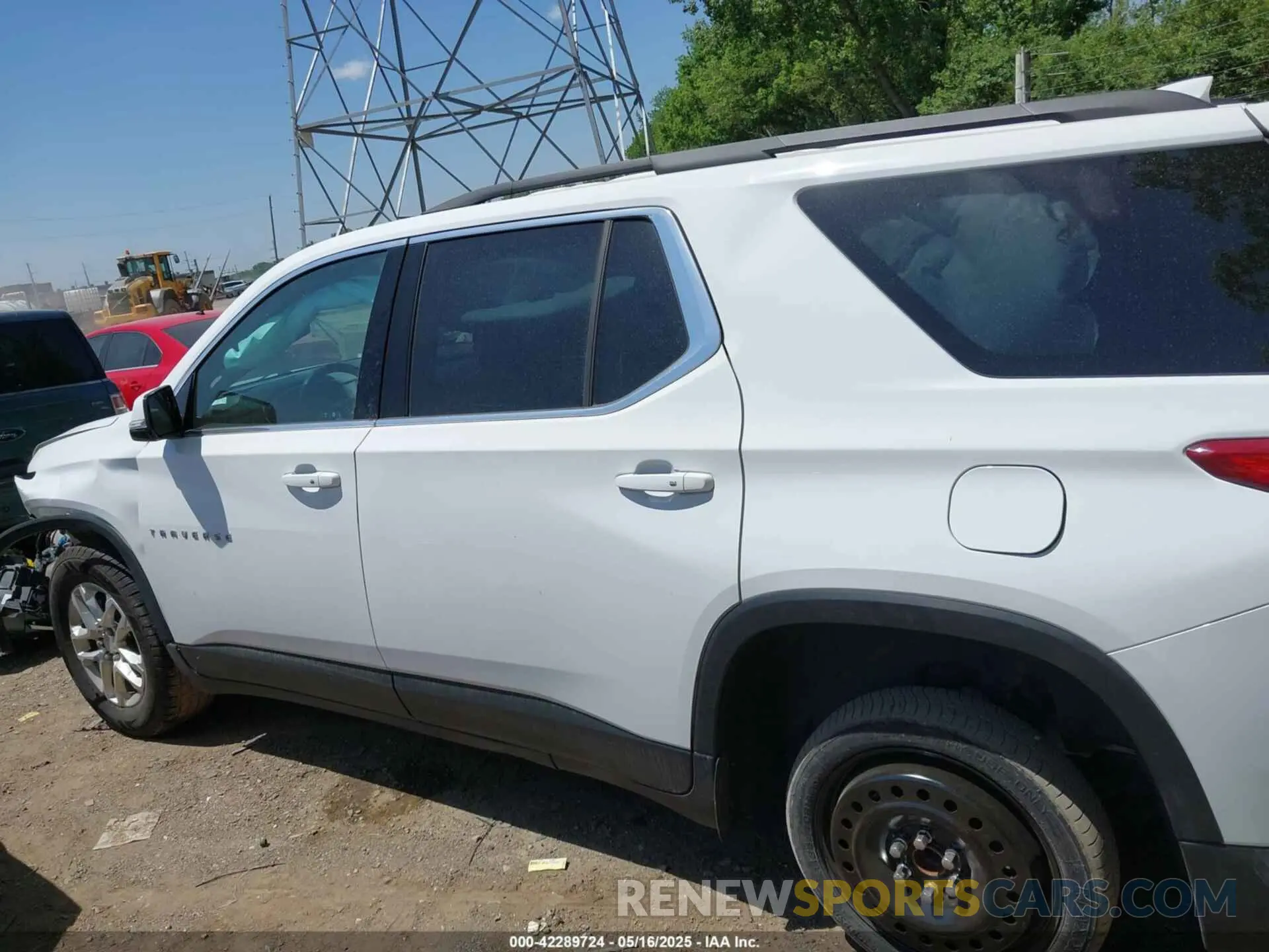 15 Photograph of a damaged car 1GNERGKW1LJ123026 CHEVROLET TRAVERSE 2020
