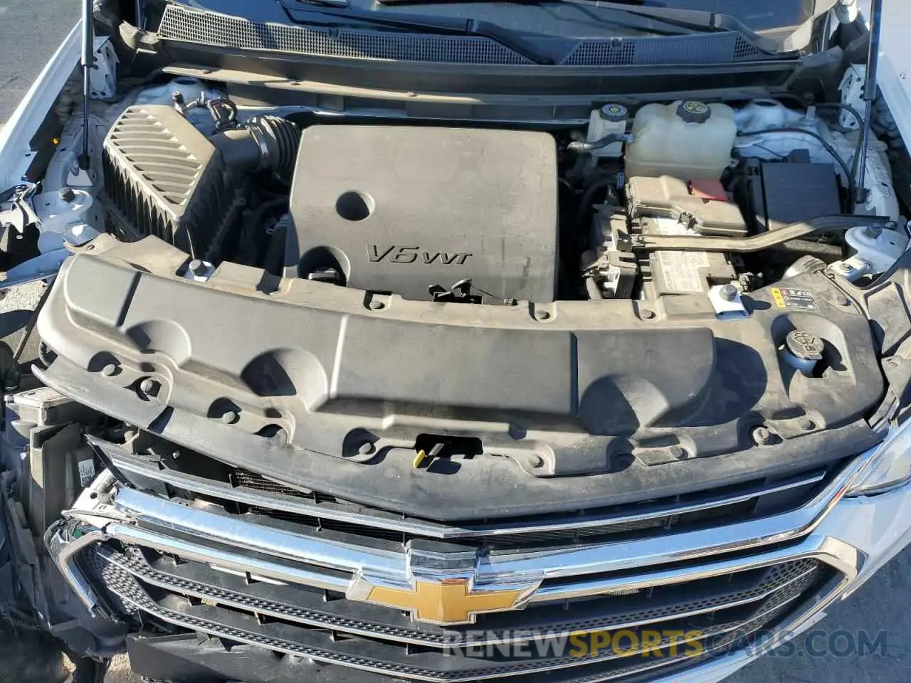 12 Photograph of a damaged car 1GNERGKW1LJ134446 CHEVROLET TRAVERSE 2020