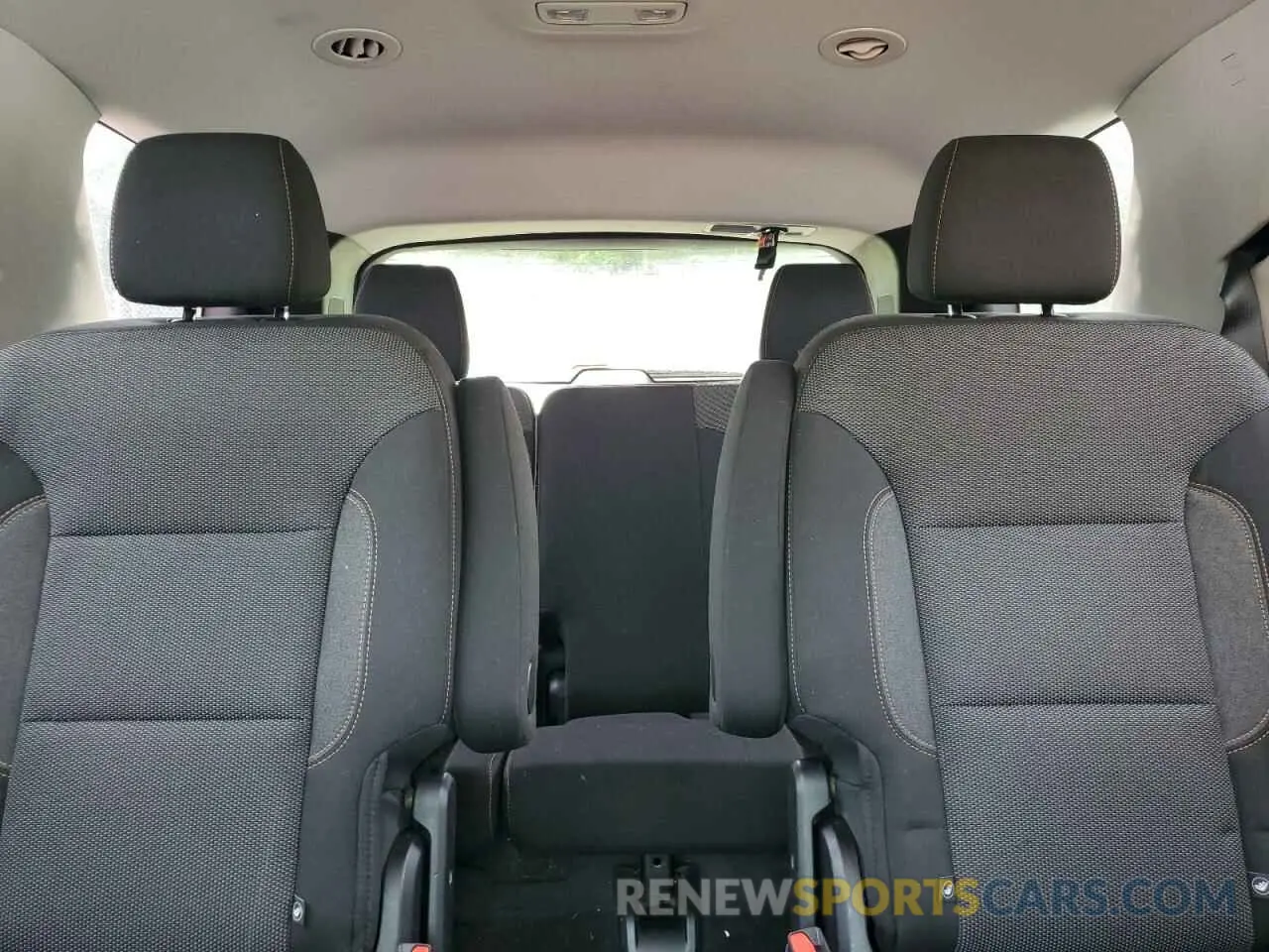 10 Фотография поврежденного автомобиля 1GNERGKW1LJ286050 CHEVROLET TRAVERSE 2020