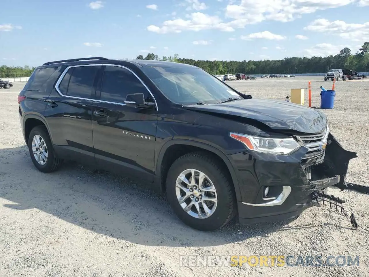 4 Фотография поврежденного автомобиля 1GNERGKW1LJ318351 CHEVROLET TRAVERSE 2020