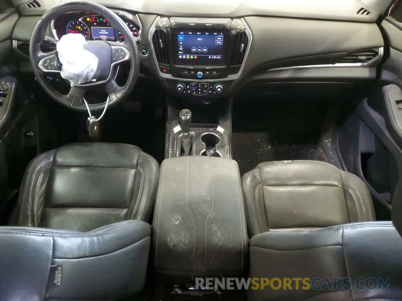 8 Фотография поврежденного автомобиля 1GNERGKW1LJ318740 CHEVROLET TRAVERSE 2020