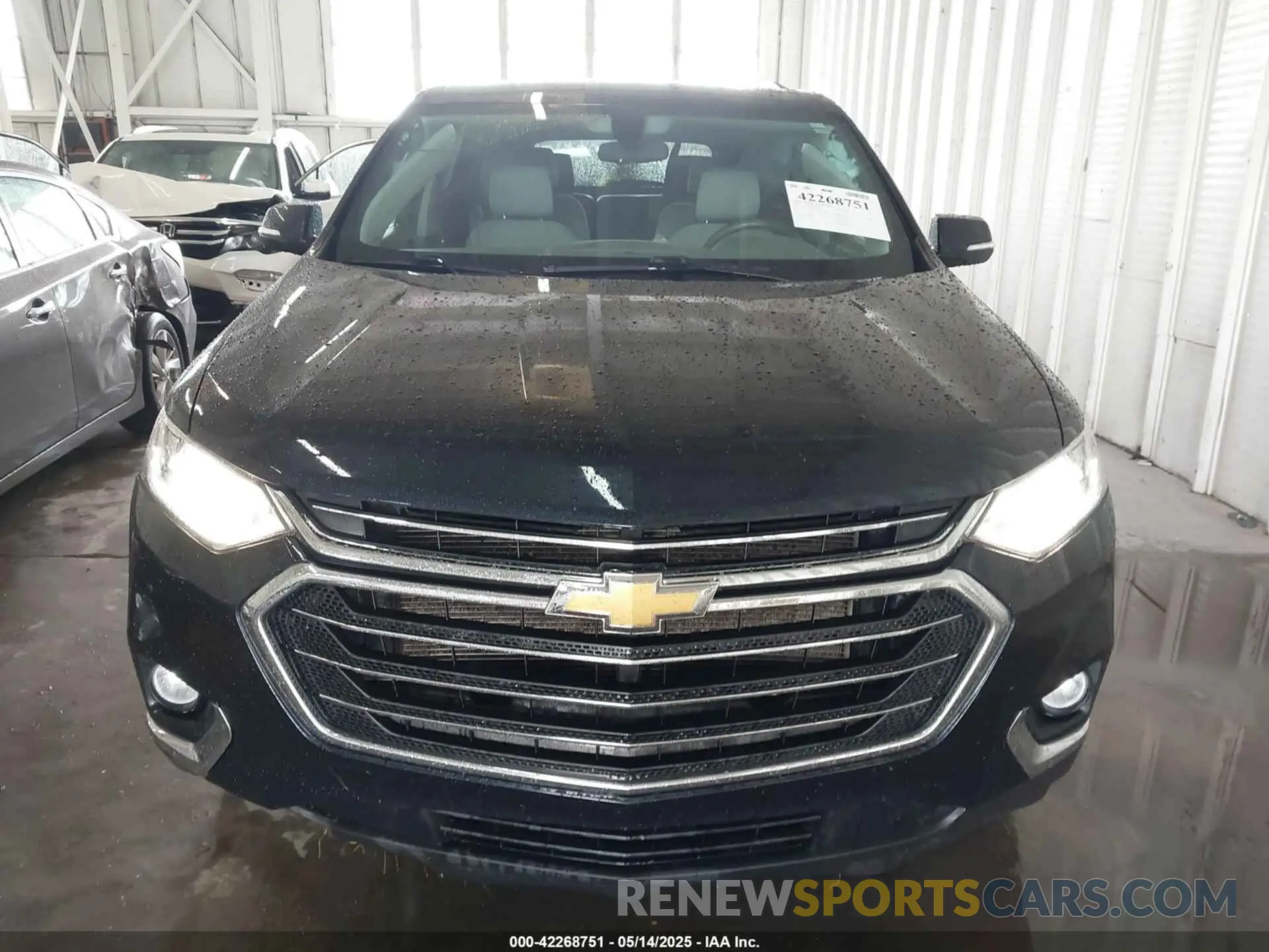 12 Фотография поврежденного автомобиля 1GNERGKW2LJ132057 CHEVROLET TRAVERSE 2020