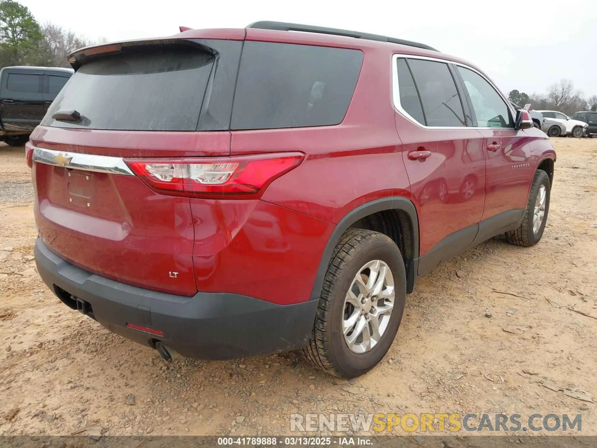 4 Фотография поврежденного автомобиля 1GNERGKW2LJ197166 CHEVROLET TRAVERSE 2020