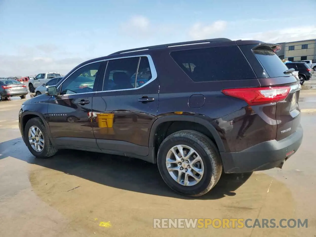 2 Фотография поврежденного автомобиля 1GNERGKW2LJ253946 CHEVROLET TRAVERSE 2020