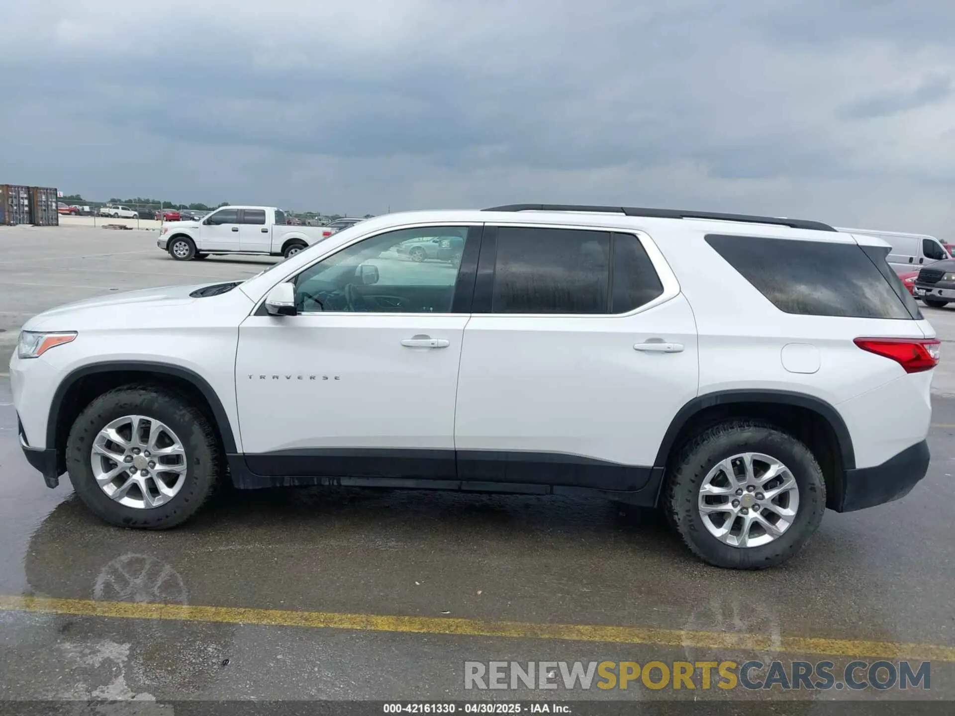 14 Фотография поврежденного автомобиля 1GNERGKW3LJ127398 CHEVROLET TRAVERSE 2020