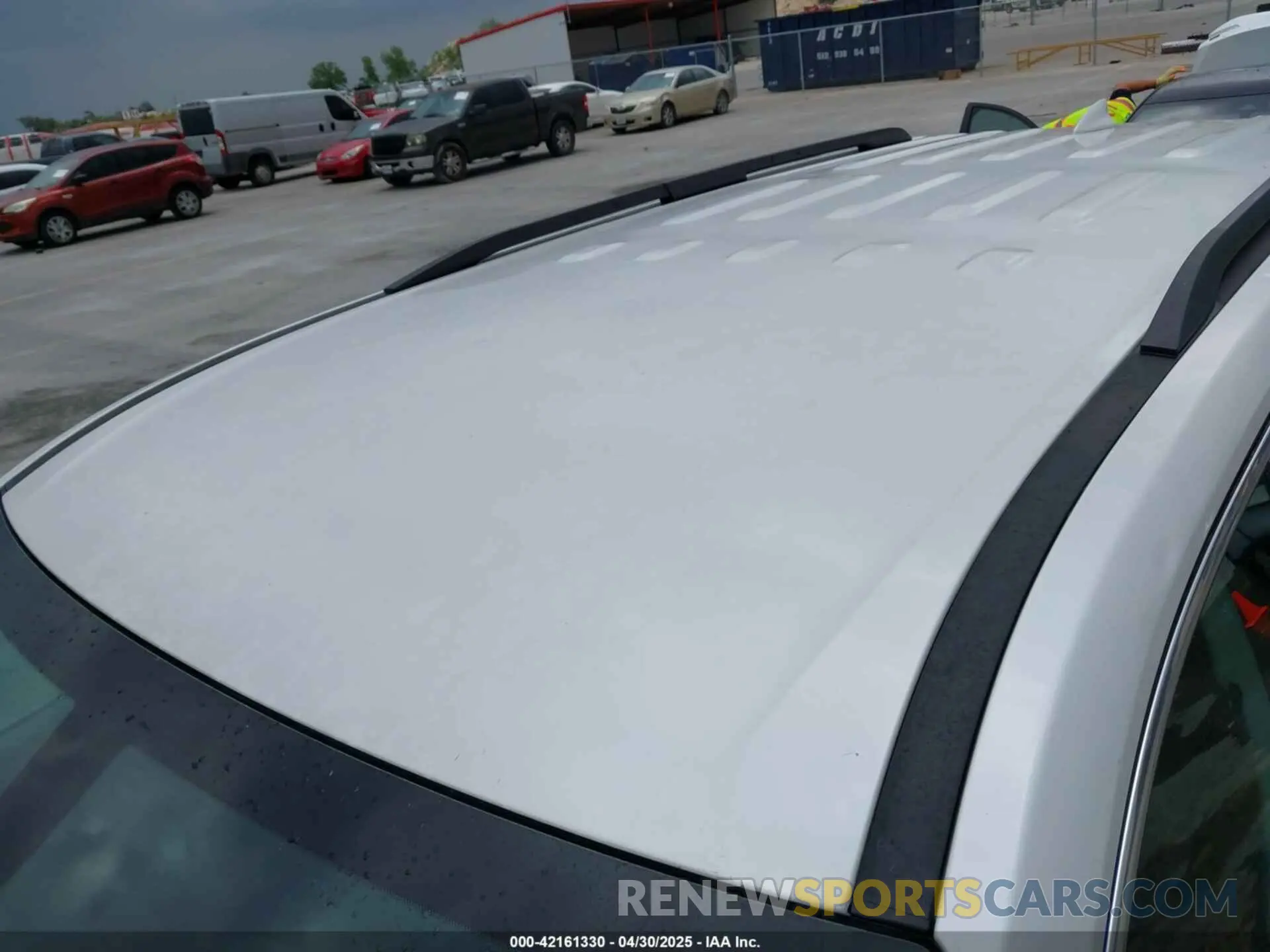 17 Фотография поврежденного автомобиля 1GNERGKW3LJ127398 CHEVROLET TRAVERSE 2020