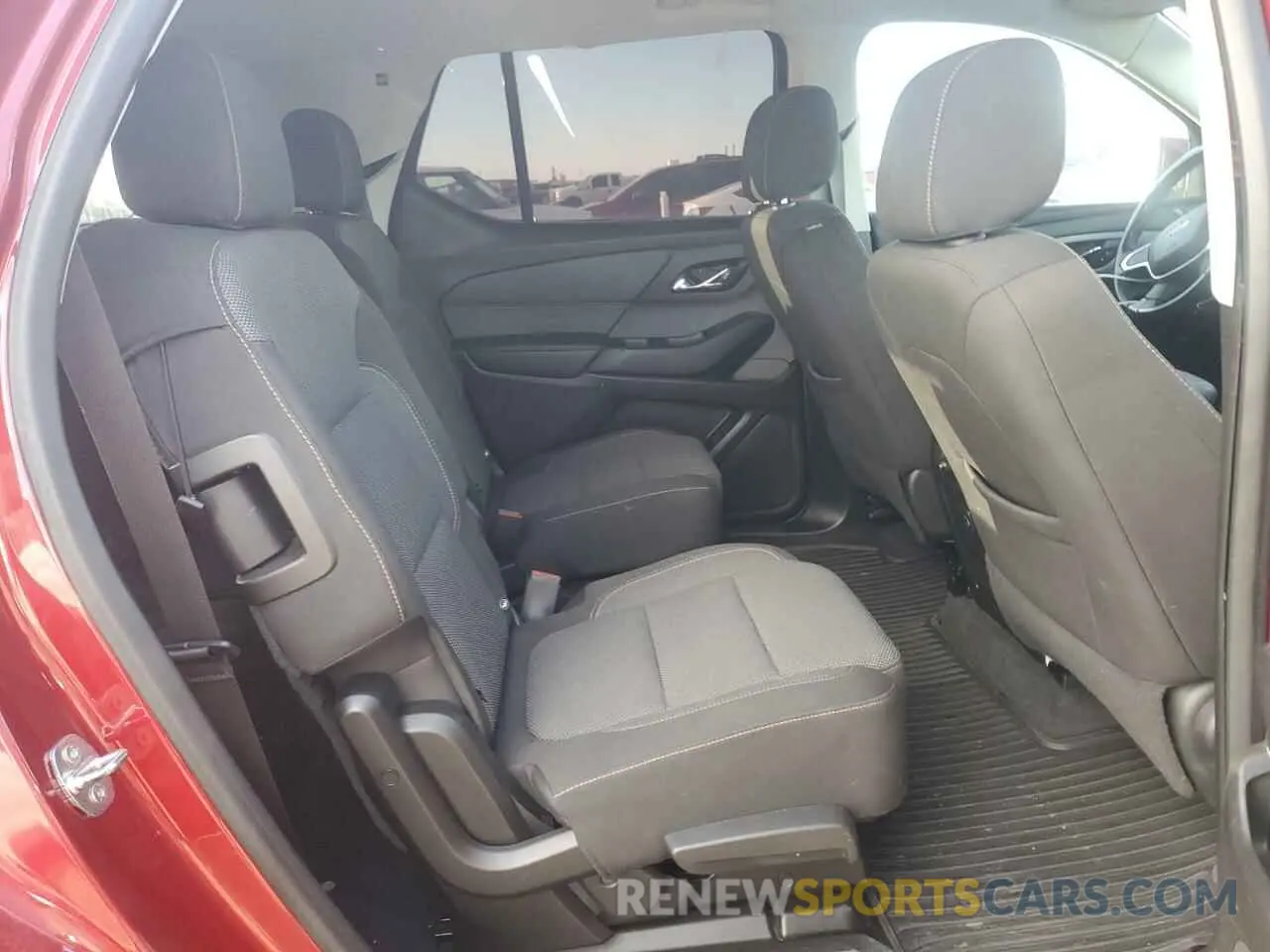 12 Фотография поврежденного автомобиля 1GNERGKW3LJ234855 CHEVROLET TRAVERSE 2020