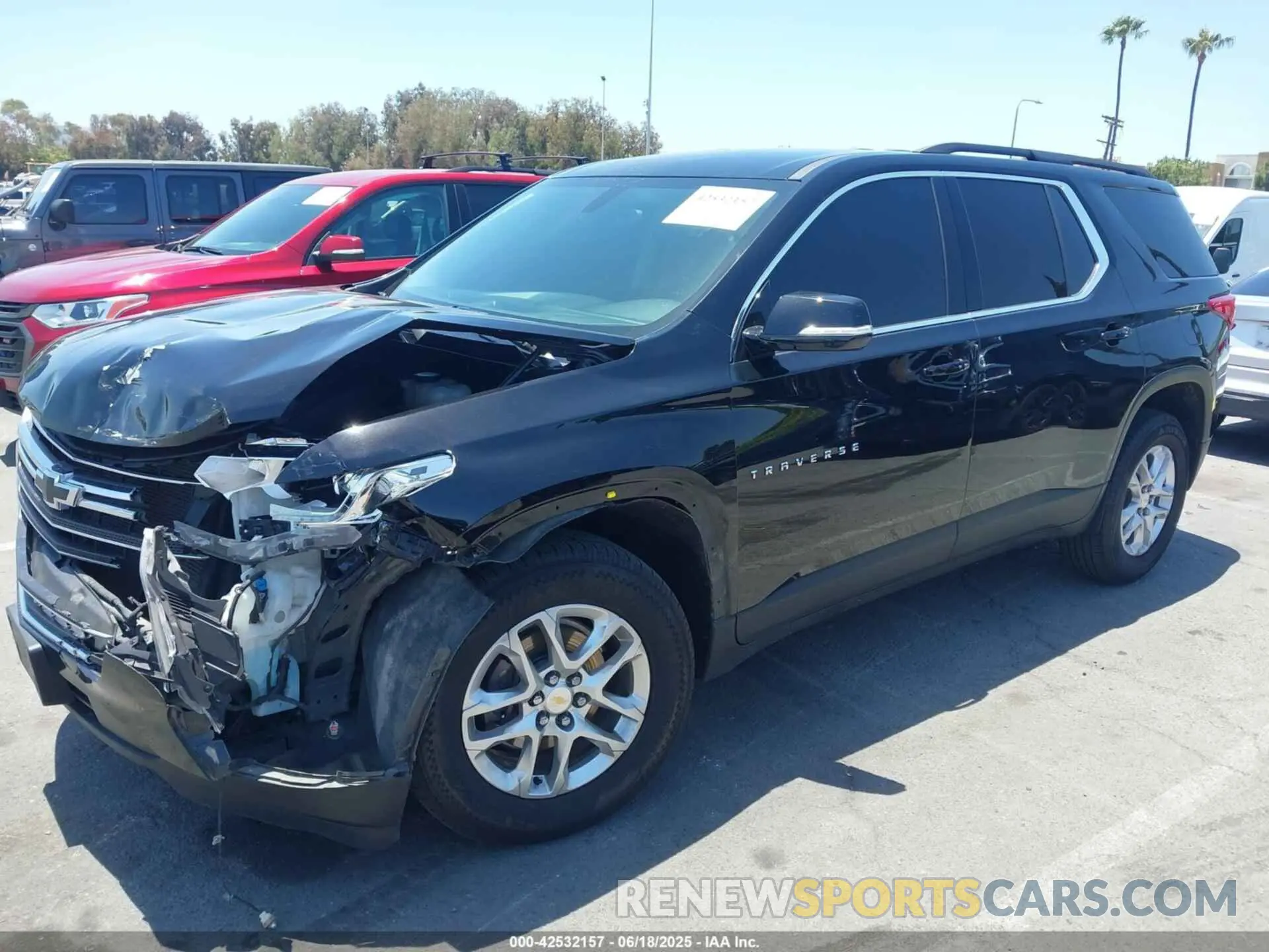 2 Photograph of a damaged car 1GNERGKW3LJ236573 CHEVROLET TRAVERSE 2020