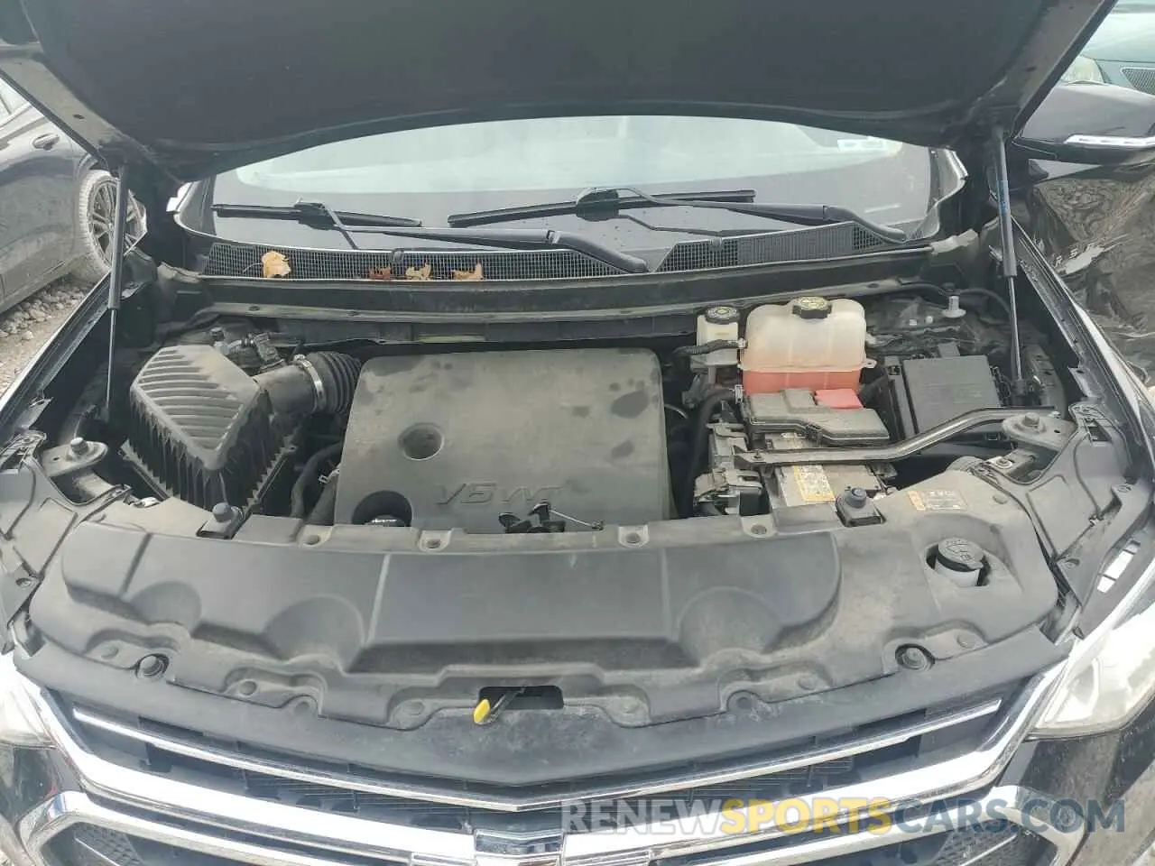 12 Photograph of a damaged car 1GNERGKW5LJ221492 CHEVROLET TRAVERSE 2020