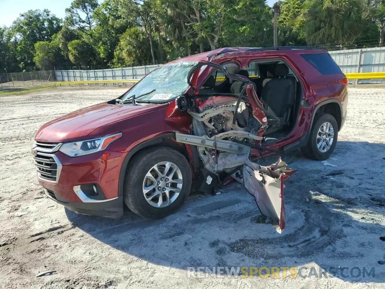 1 Фотография поврежденного автомобиля 1GNERGKW5LJ292210 CHEVROLET TRAVERSE 2020