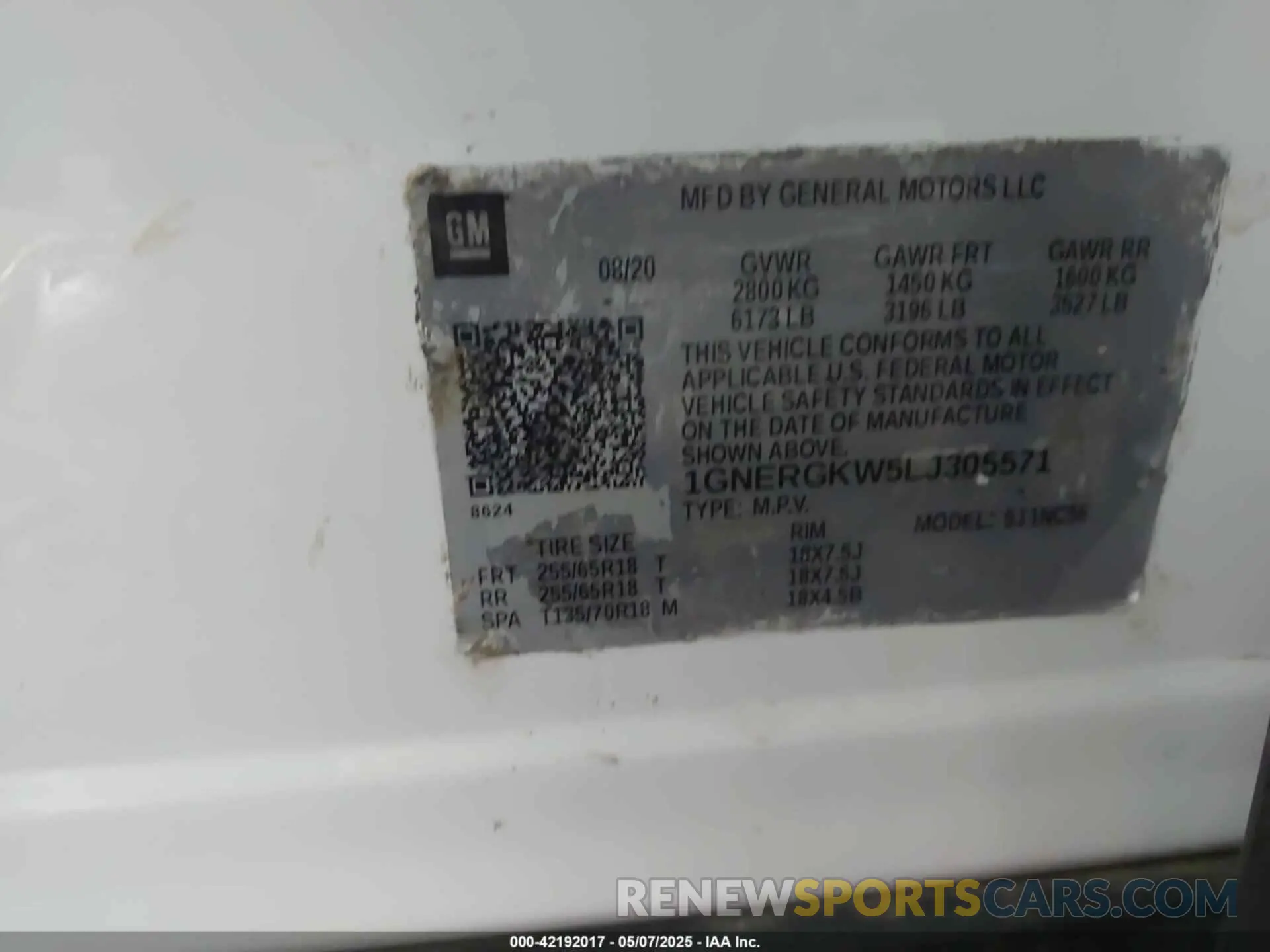 9 Photograph of a damaged car 1GNERGKW5LJ305571 CHEVROLET TRAVERSE 2020