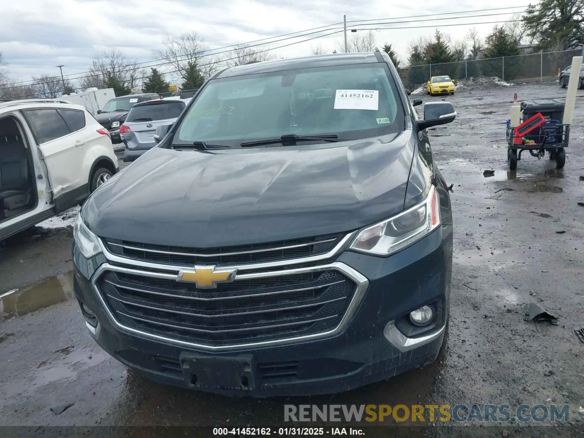 12 Photograph of a damaged car 1GNERGKW6LJ206080 CHEVROLET TRAVERSE 2020