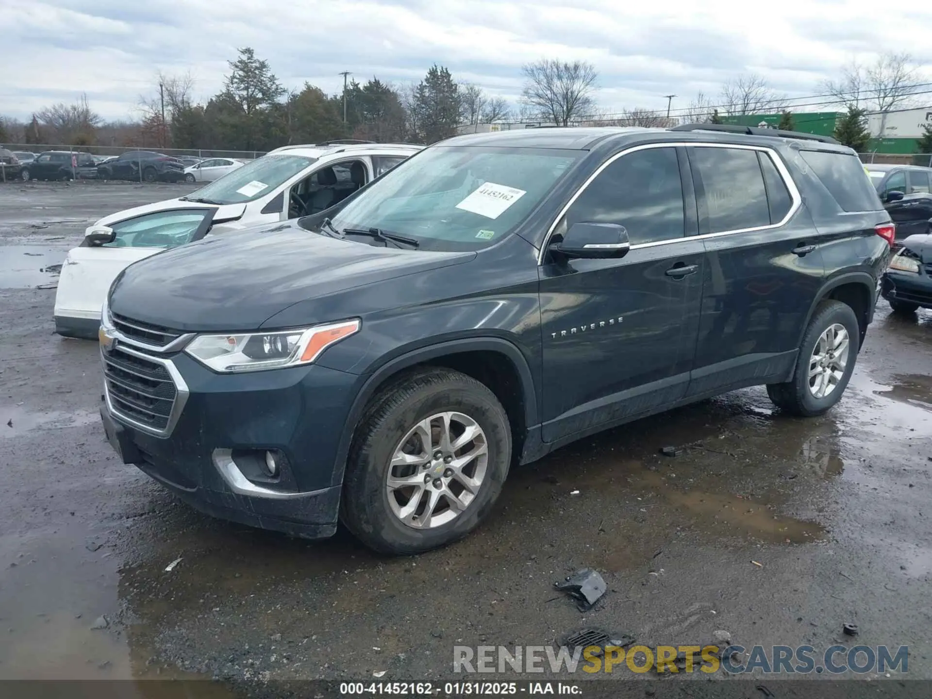 2 Photograph of a damaged car 1GNERGKW6LJ206080 CHEVROLET TRAVERSE 2020
