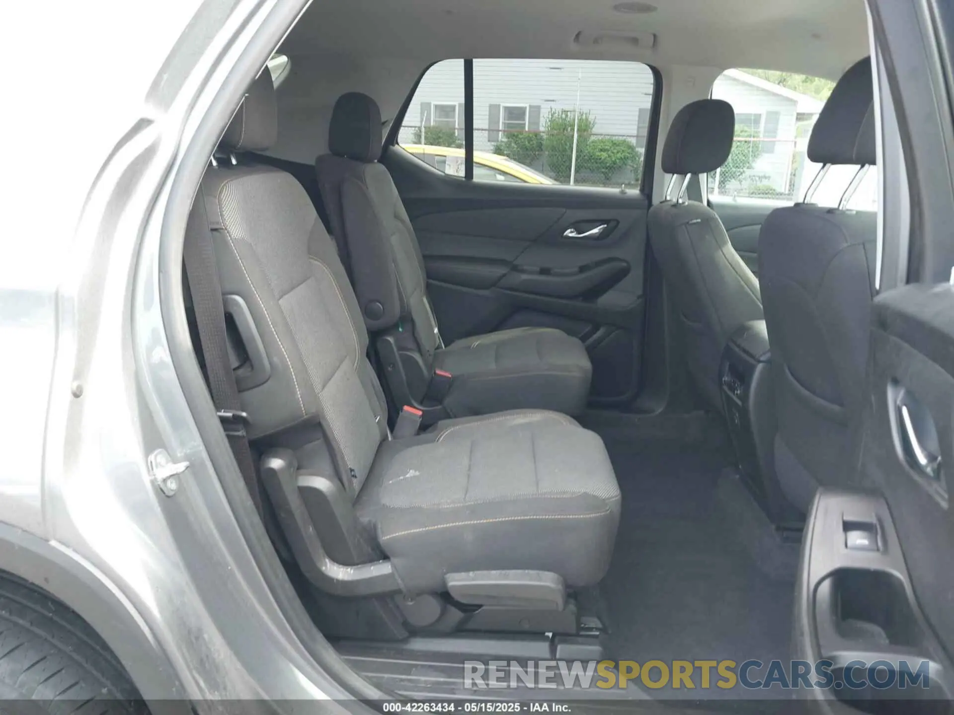 8 Фотография поврежденного автомобиля 1GNERGKW6LJ230699 CHEVROLET TRAVERSE 2020