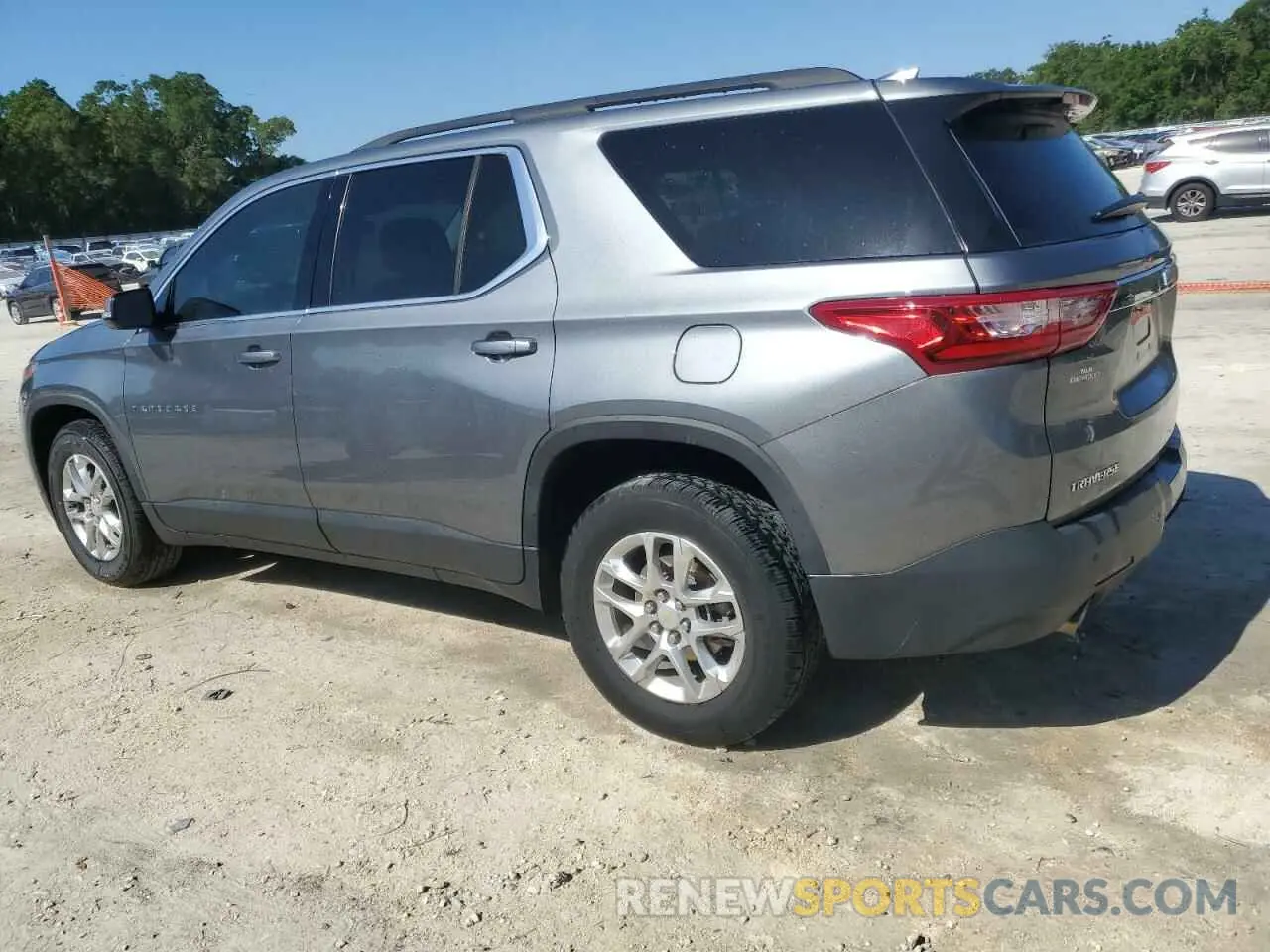 2 Photograph of a damaged car 1GNERGKW6LJ319334 CHEVROLET TRAVERSE 2020