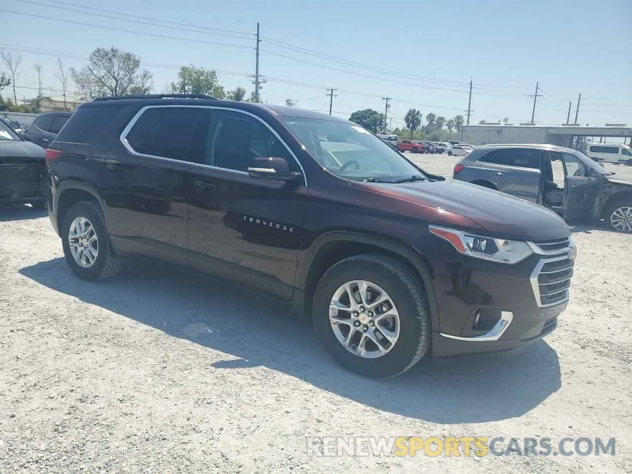 4 Фотография поврежденного автомобиля 1GNERGKW7LJ142129 CHEVROLET TRAVERSE 2020
