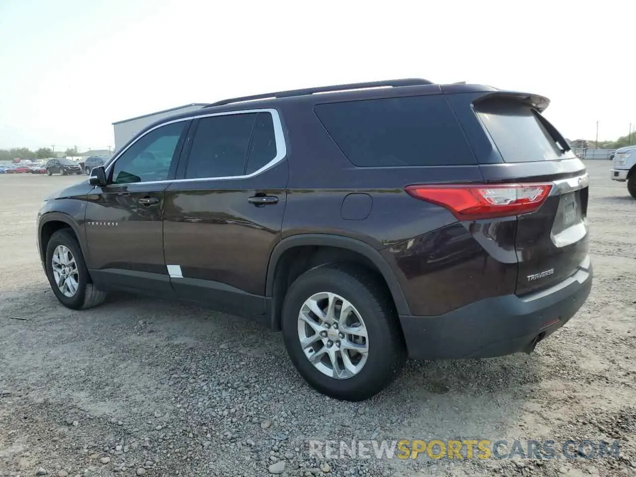 2 Фотография поврежденного автомобиля 1GNERGKW7LJ175339 CHEVROLET TRAVERSE 2020