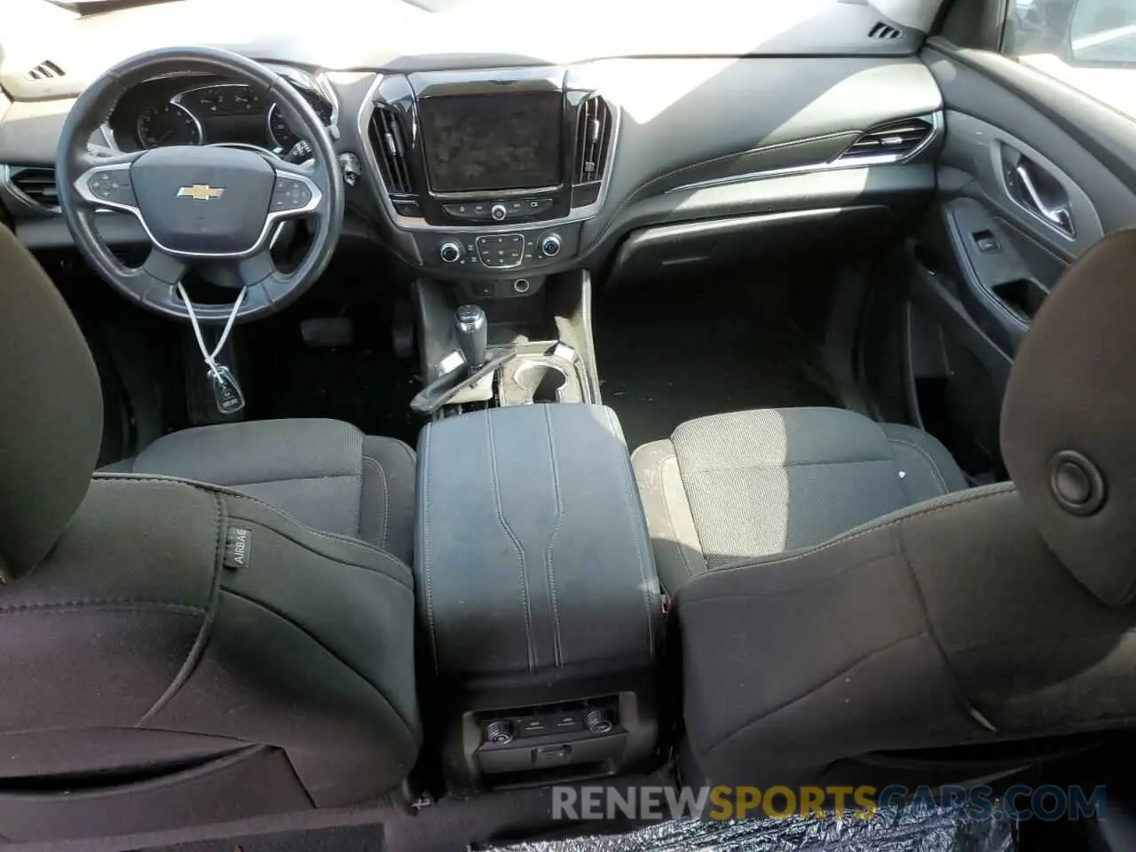 8 Фотография поврежденного автомобиля 1GNERGKW7LJ175339 CHEVROLET TRAVERSE 2020