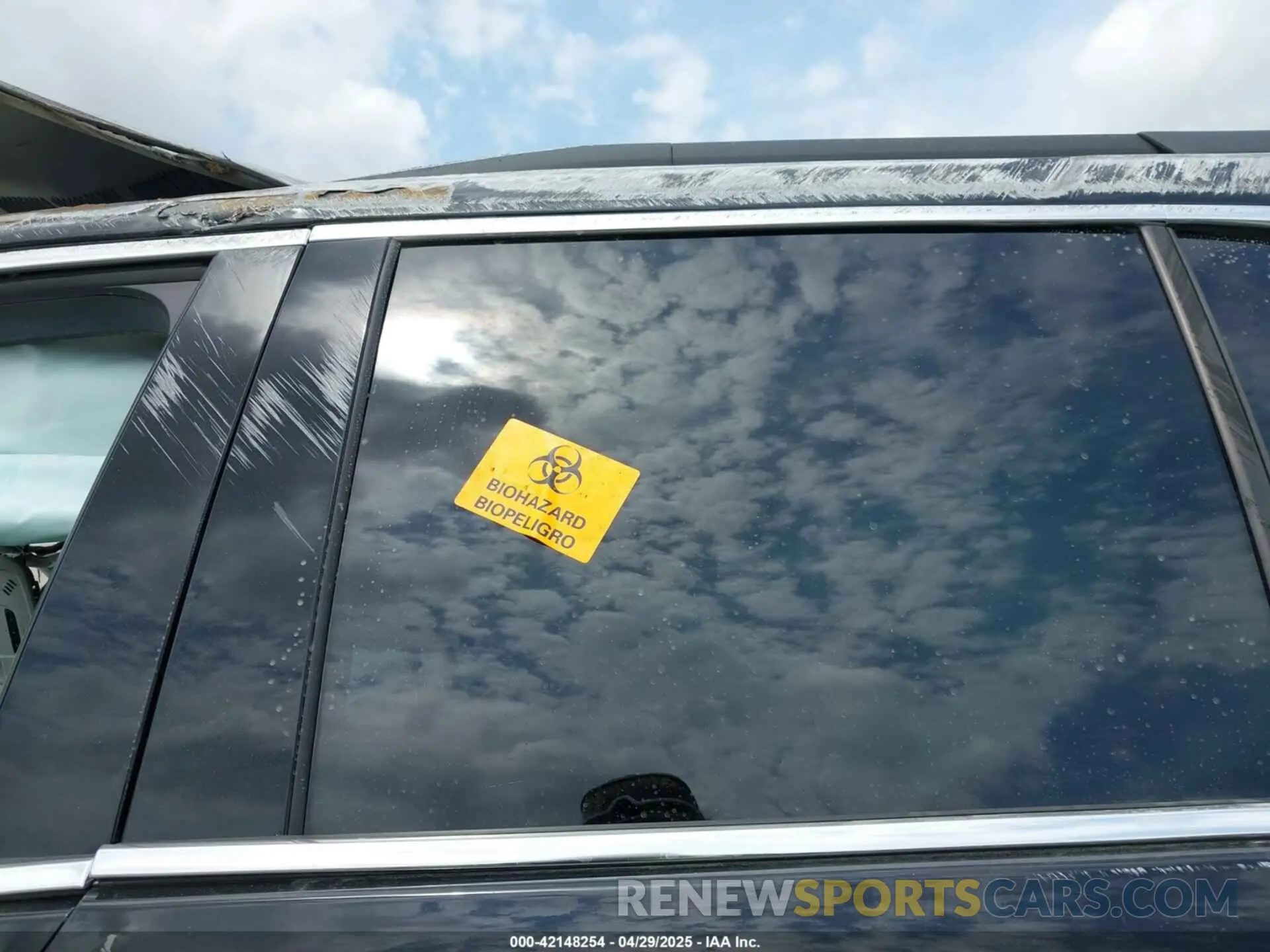 7 Photograph of a damaged car 1GNERGKW7LJ285436 CHEVROLET TRAVERSE 2020