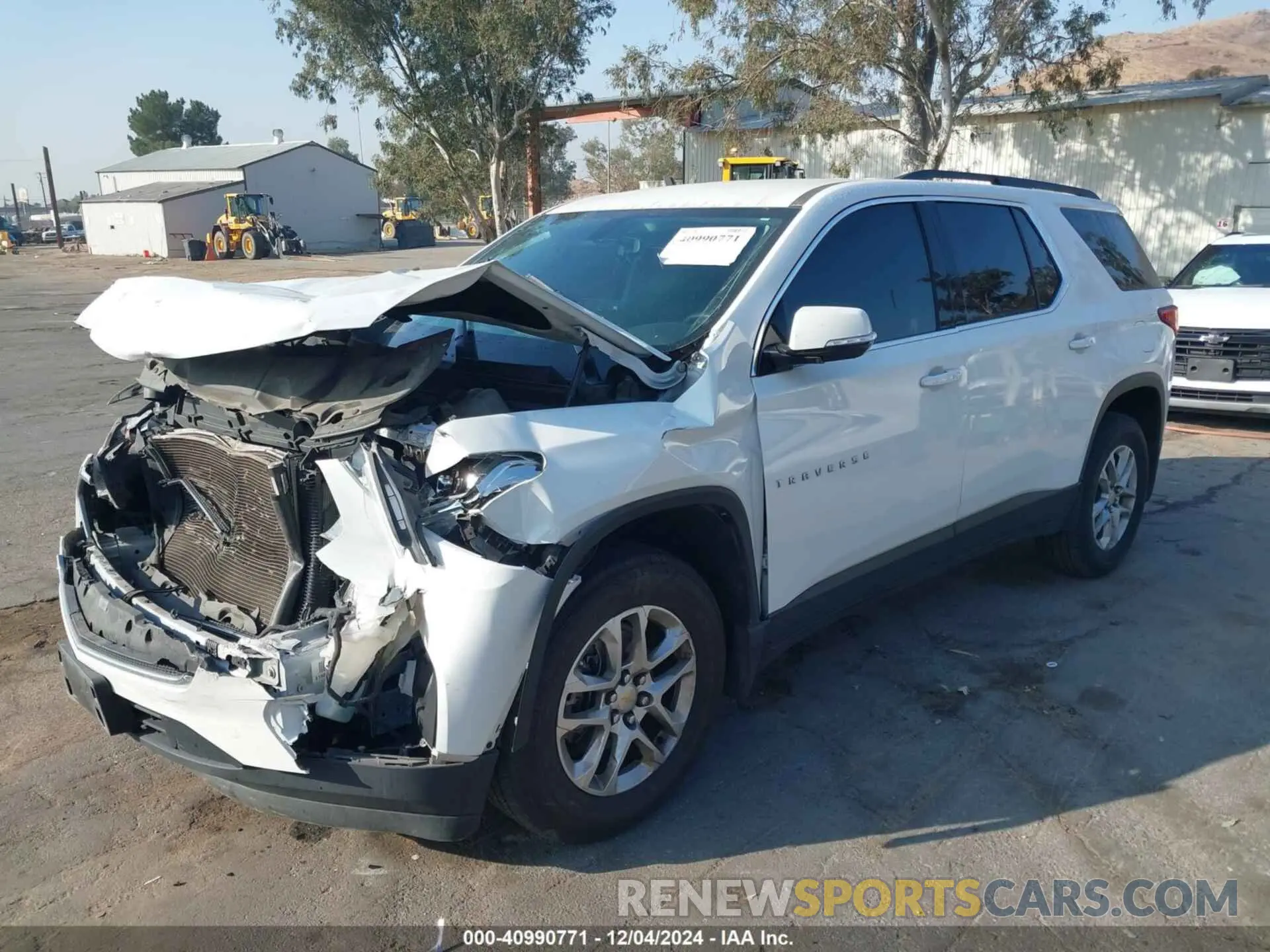 2 Фотография поврежденного автомобиля 1GNERGKW7LJ315597 CHEVROLET TRAVERSE 2020