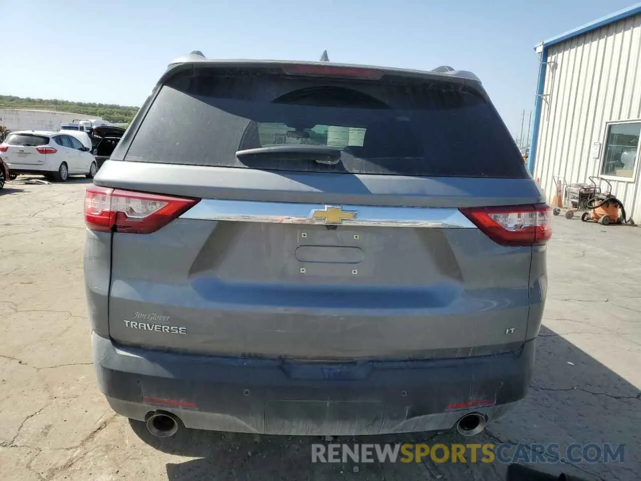 6 Photograph of a damaged car 1GNERGKW8LJ282450 CHEVROLET TRAVERSE 2020