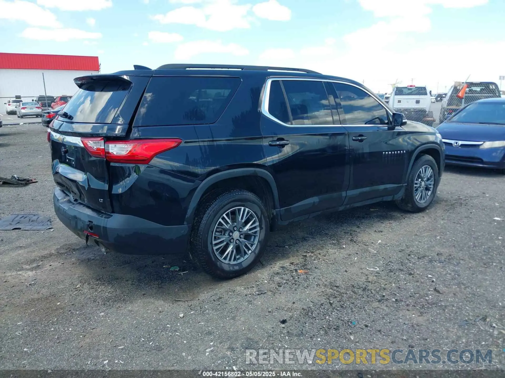 4 Фотография поврежденного автомобиля 1GNERGKW8LJ297126 CHEVROLET TRAVERSE 2020
