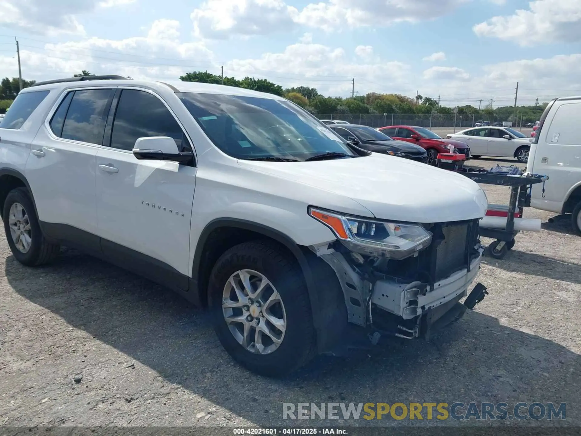 1 Фотография поврежденного автомобиля 1GNERGKW9LJ248386 CHEVROLET TRAVERSE 2020