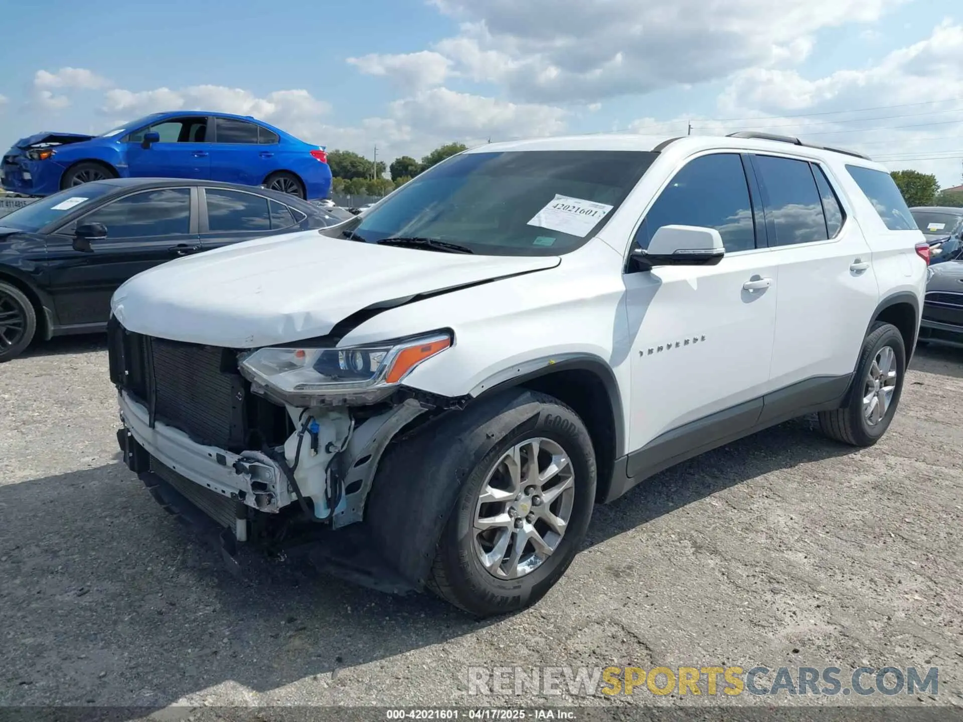 2 Фотография поврежденного автомобиля 1GNERGKW9LJ248386 CHEVROLET TRAVERSE 2020