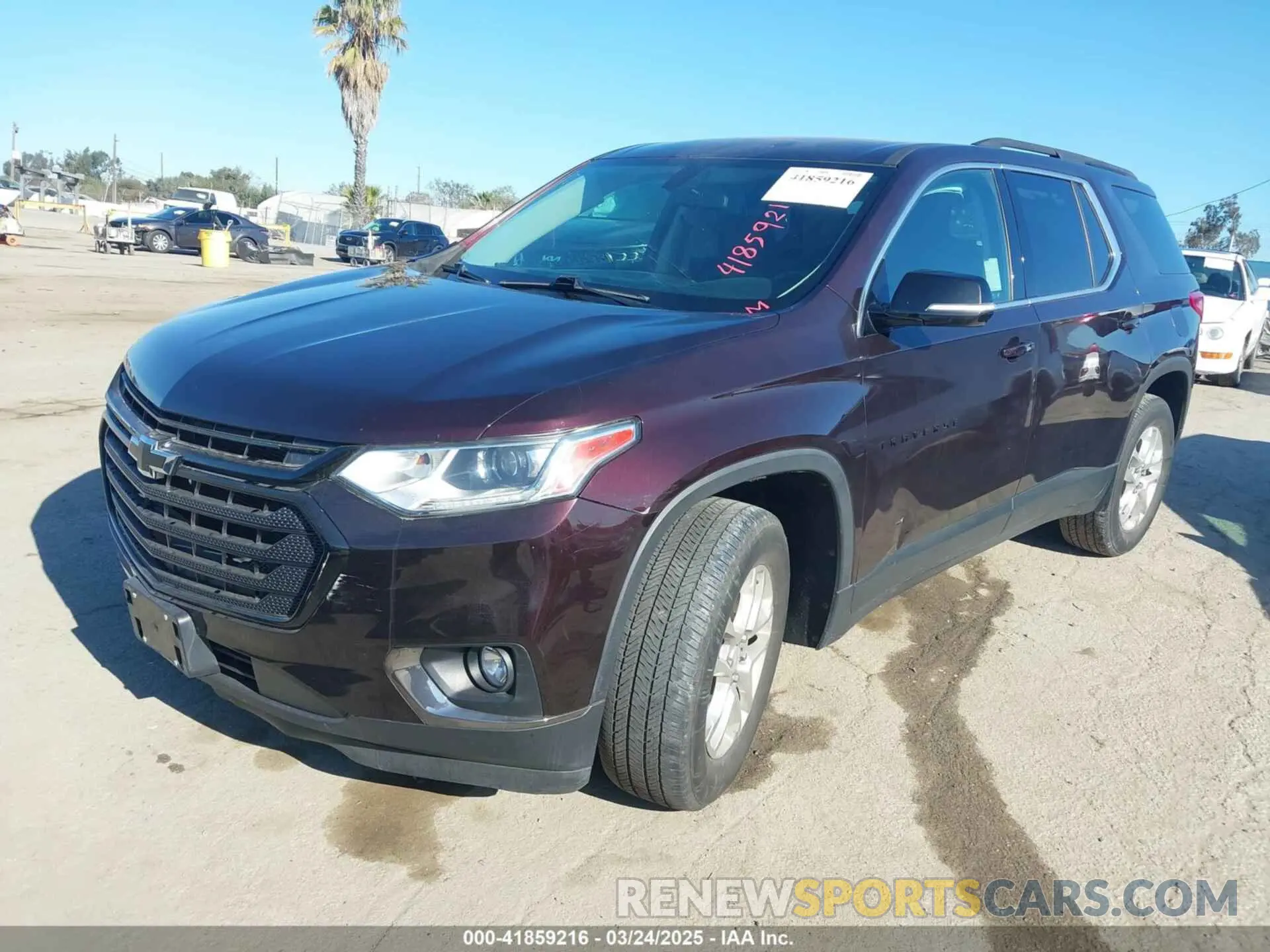 2 Фотография поврежденного автомобиля 1GNERGKW9LJ319473 CHEVROLET TRAVERSE 2020