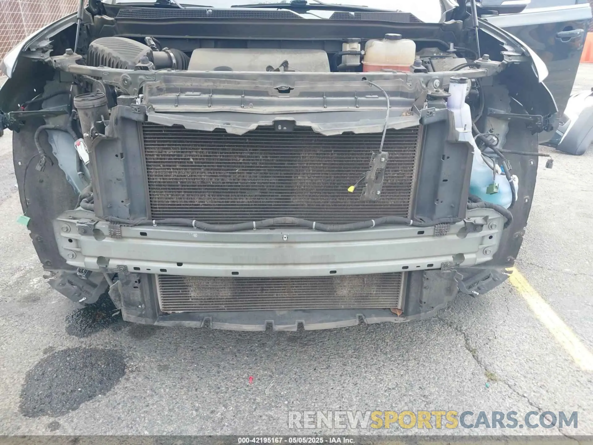 6 Photograph of a damaged car 1GNERGKWXLJ119704 CHEVROLET TRAVERSE 2020