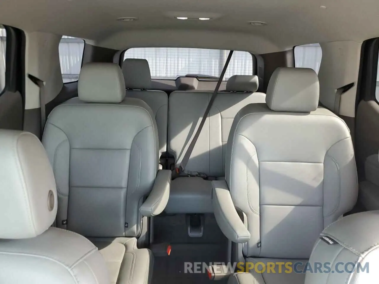 10 Фотография поврежденного автомобиля 1GNERHKW1LJ300373 CHEVROLET TRAVERSE 2020