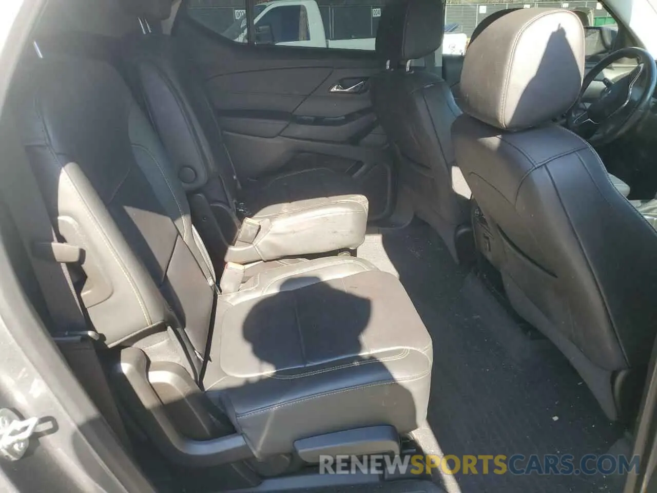 11 Фотография поврежденного автомобиля 1GNERHKW2LJ105205 CHEVROLET TRAVERSE 2020