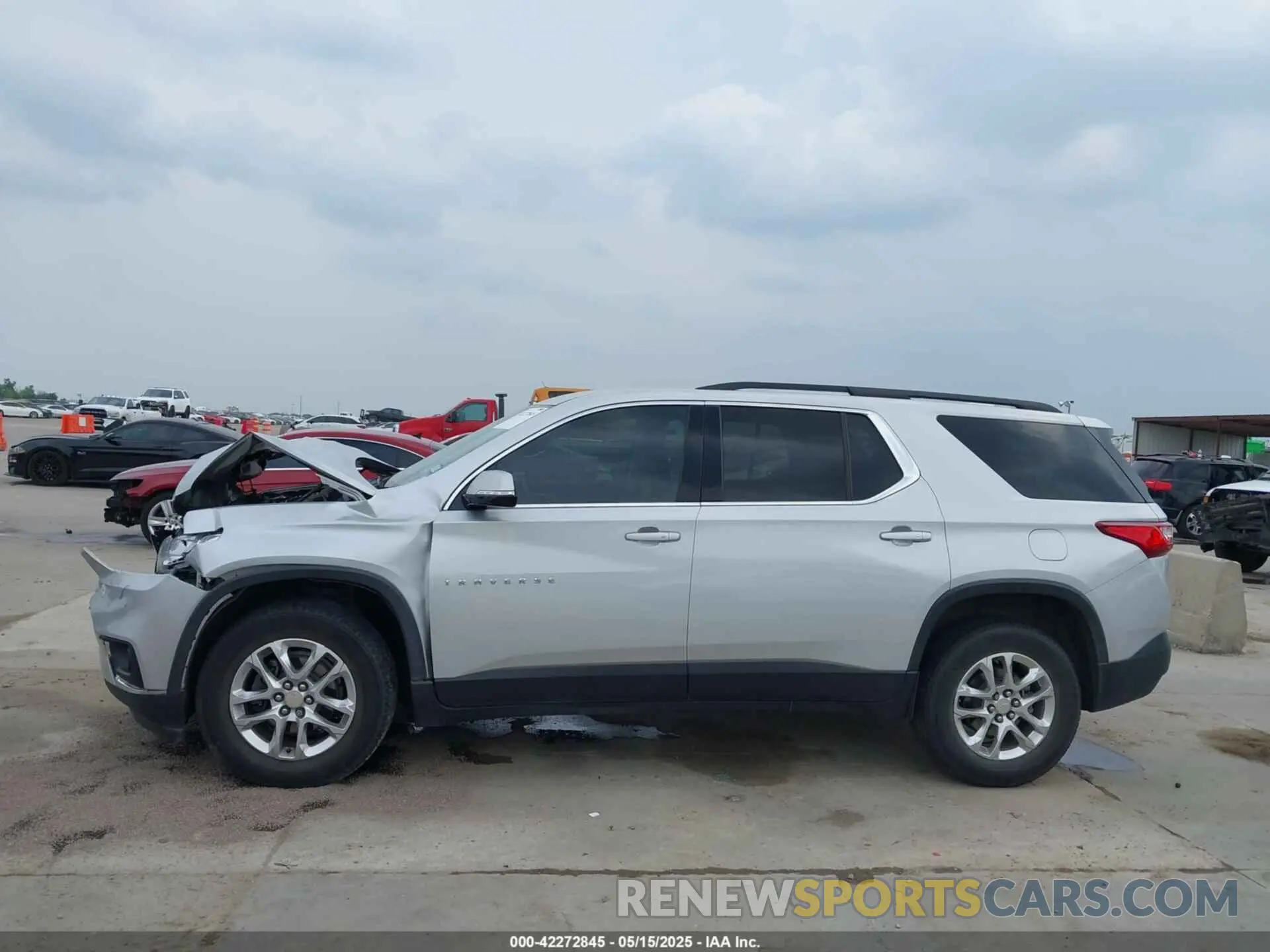 15 Photograph of a damaged car 1GNERHKW3LJ237616 CHEVROLET TRAVERSE 2020