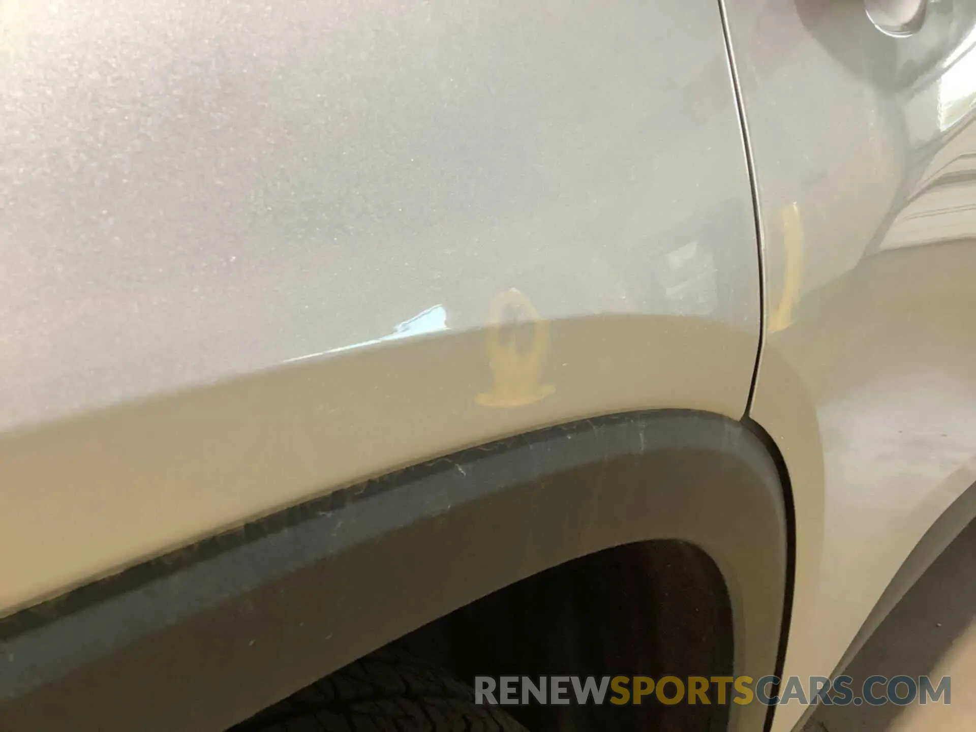 24 Photograph of a damaged car 1GNERHKW4LJ295699 CHEVROLET TRAVERSE 2020