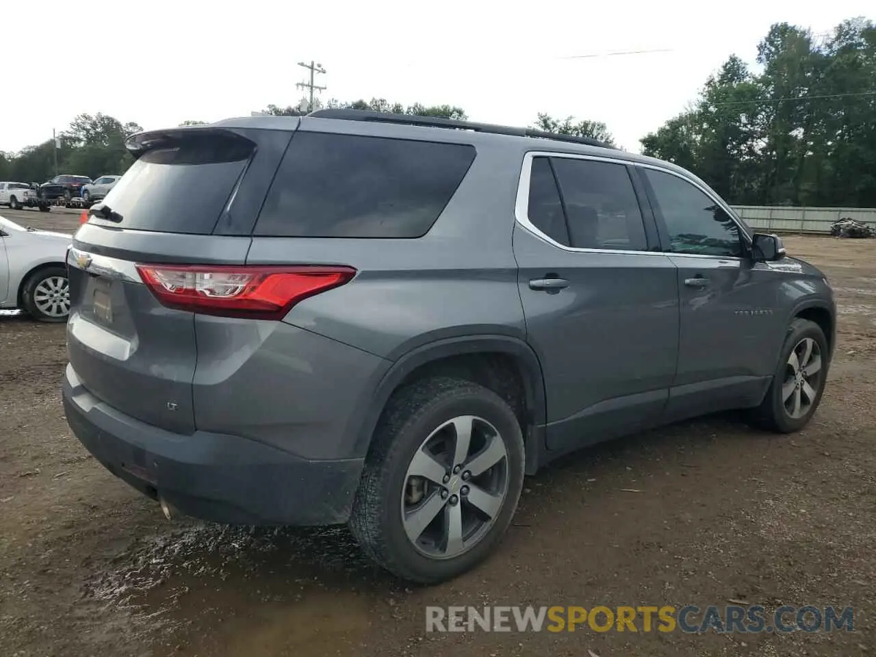 3 Photograph of a damaged car 1GNERHKW5LJ137226 CHEVROLET TRAVERSE 2020