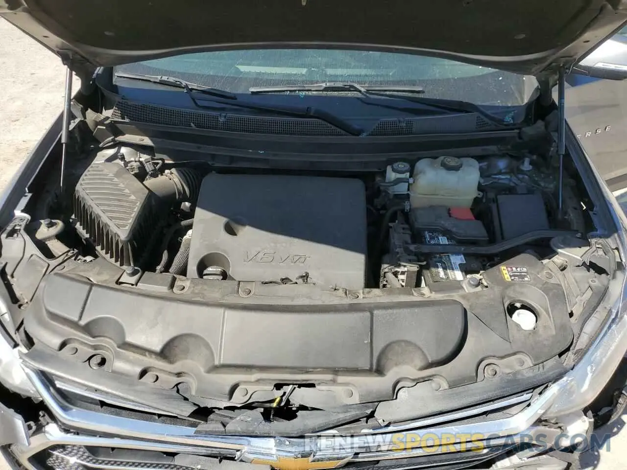 12 Photograph of a damaged car 1GNERHKW7LJ147370 CHEVROLET TRAVERSE 2020