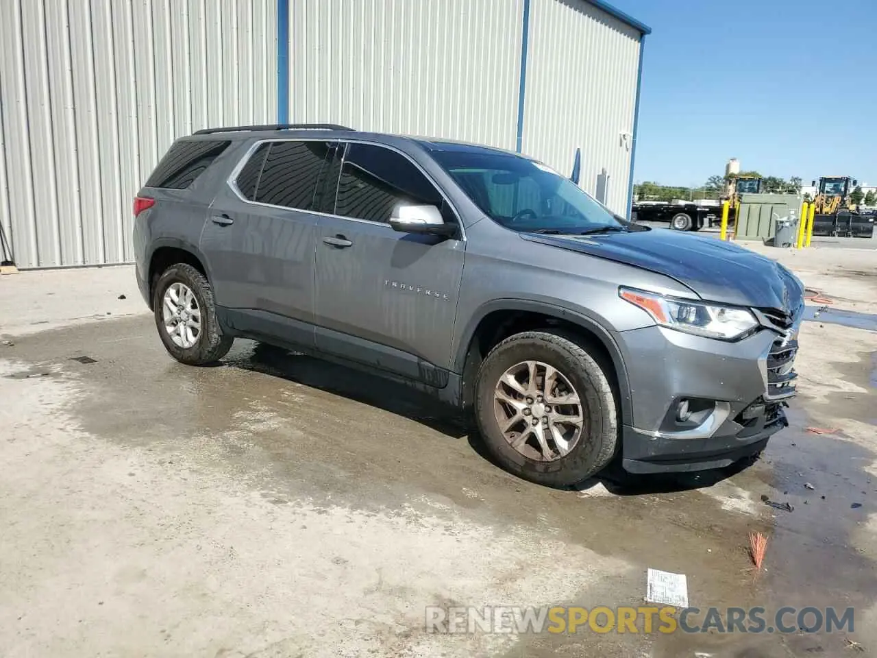 4 Photograph of a damaged car 1GNERHKW7LJ147370 CHEVROLET TRAVERSE 2020
