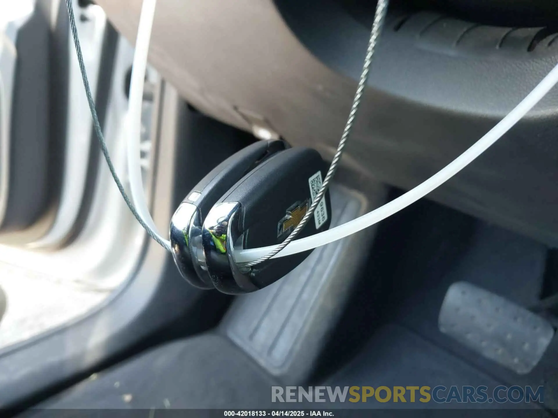 11 Photograph of a damaged car 1GNERHKW8LJ205695 CHEVROLET TRAVERSE 2020