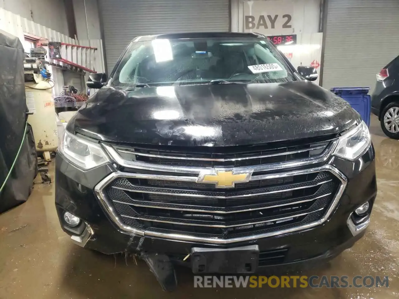 5 Photograph of a damaged car 1GNERHKWXLJ234891 CHEVROLET TRAVERSE 2020