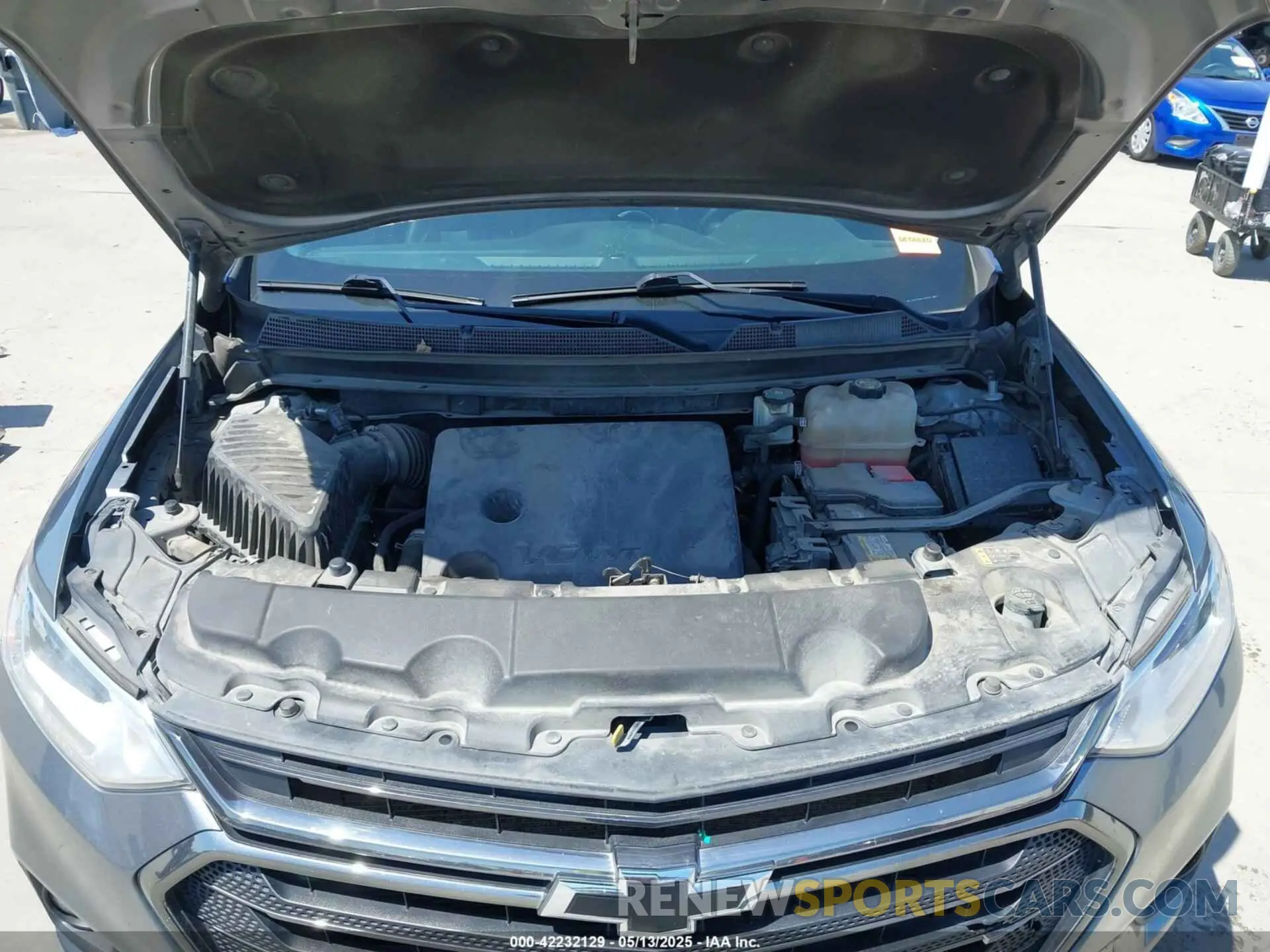 10 Photograph of a damaged car 1GNERJKW0LJ267972 CHEVROLET TRAVERSE 2020