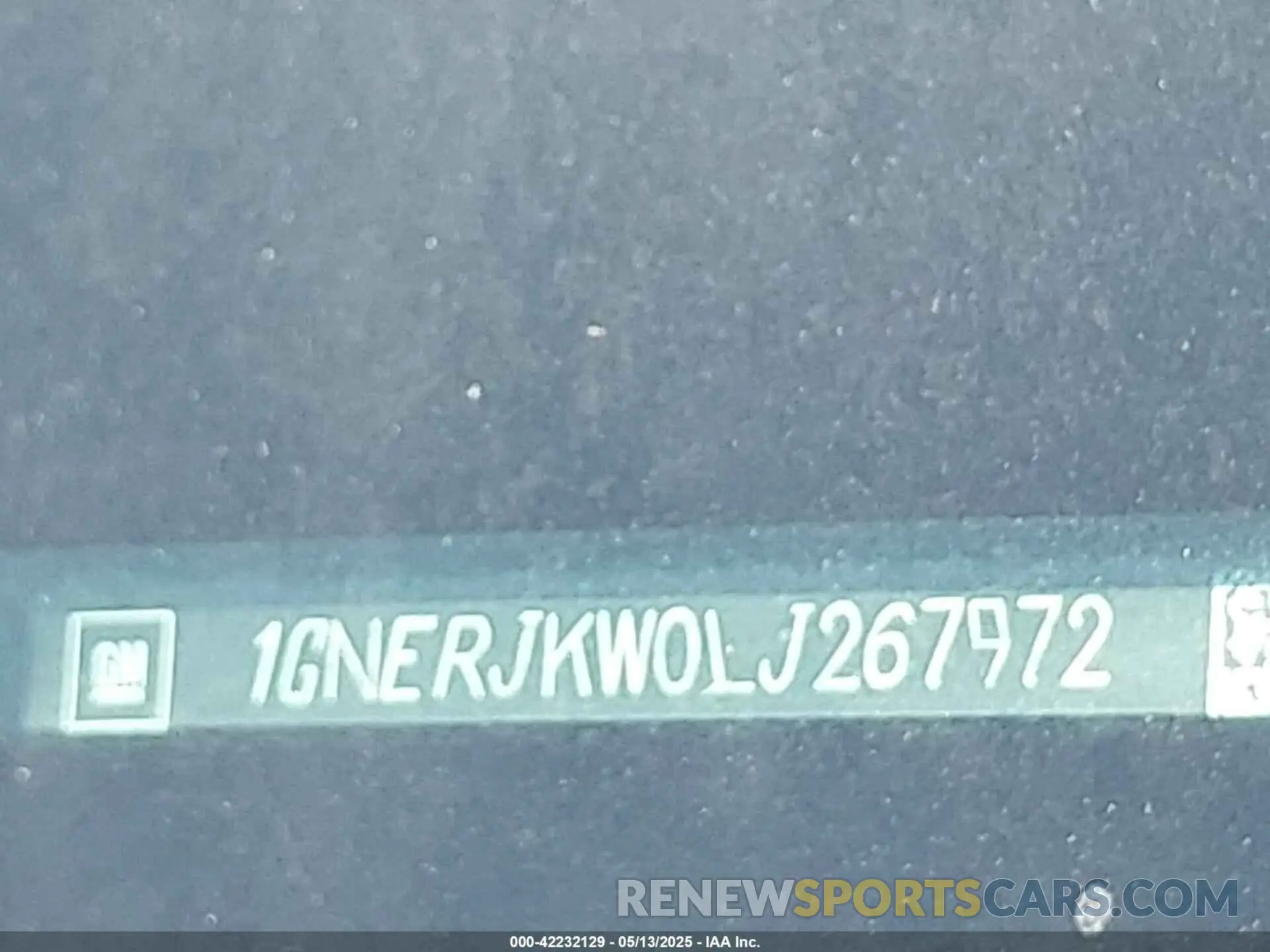 18 Photograph of a damaged car 1GNERJKW0LJ267972 CHEVROLET TRAVERSE 2020