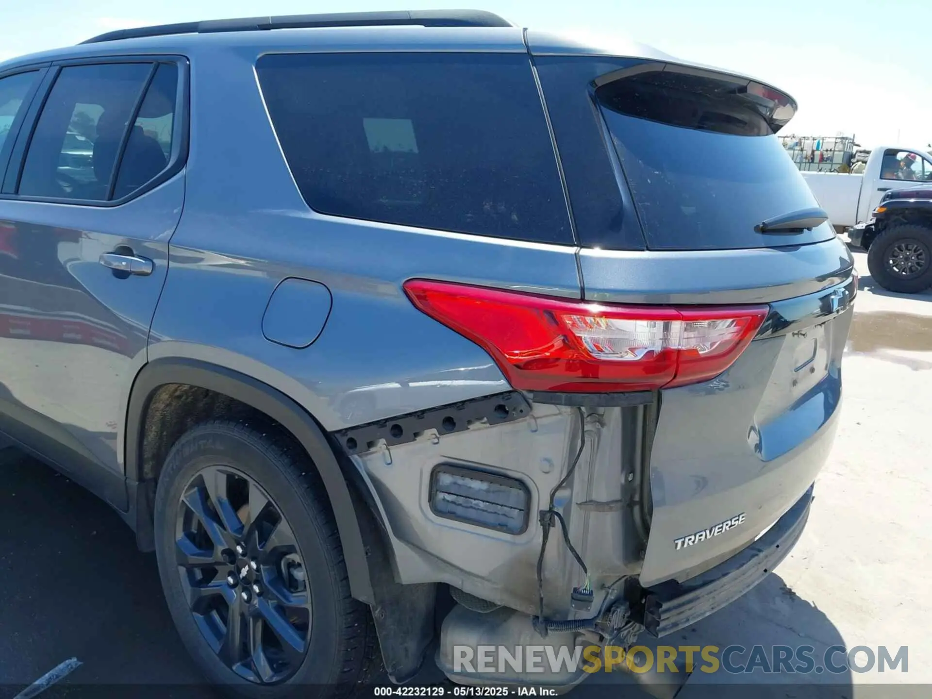 20 Photograph of a damaged car 1GNERJKW0LJ267972 CHEVROLET TRAVERSE 2020