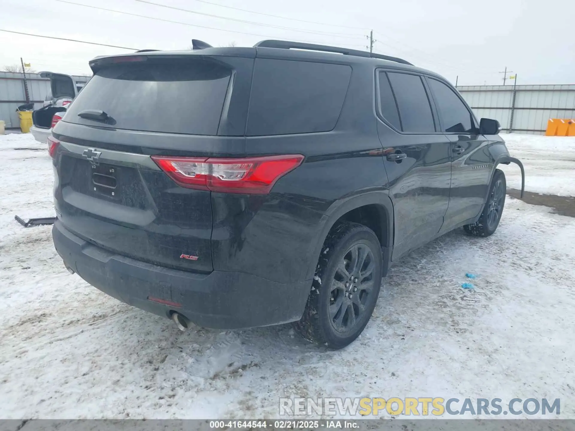 4 Фотография поврежденного автомобиля 1GNERJKW4LJ298688 CHEVROLET TRAVERSE 2020