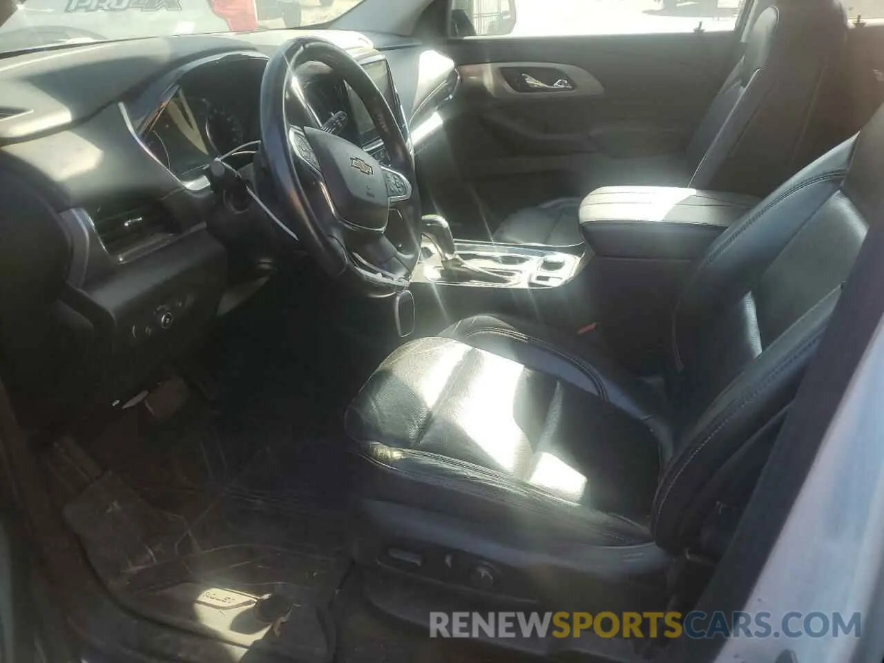 7 Photograph of a damaged car 1GNERKKW0LJ188338 CHEVROLET TRAVERSE 2020